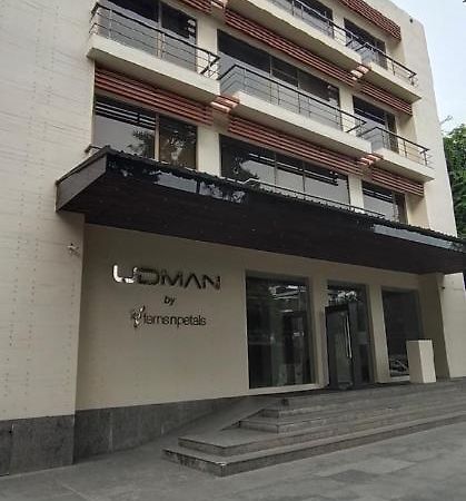 Udman Hotel Panchshila Park Нью-Дели Экстерьер фото